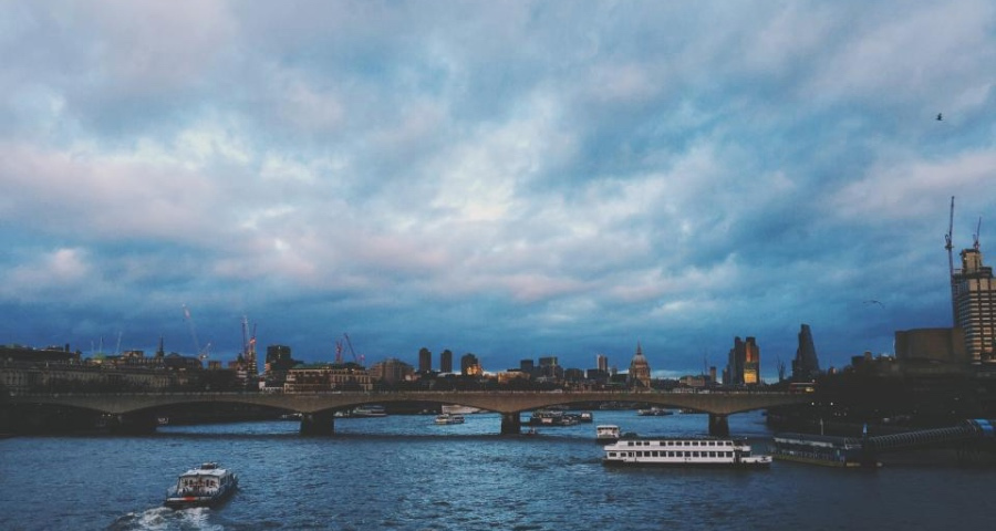 家电售后服务和产品质量沉疴难解,华为小米联