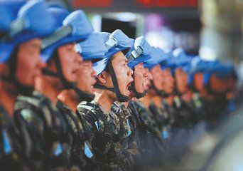 电影《中国蓝盔》展现了中国维和部队战斗的英