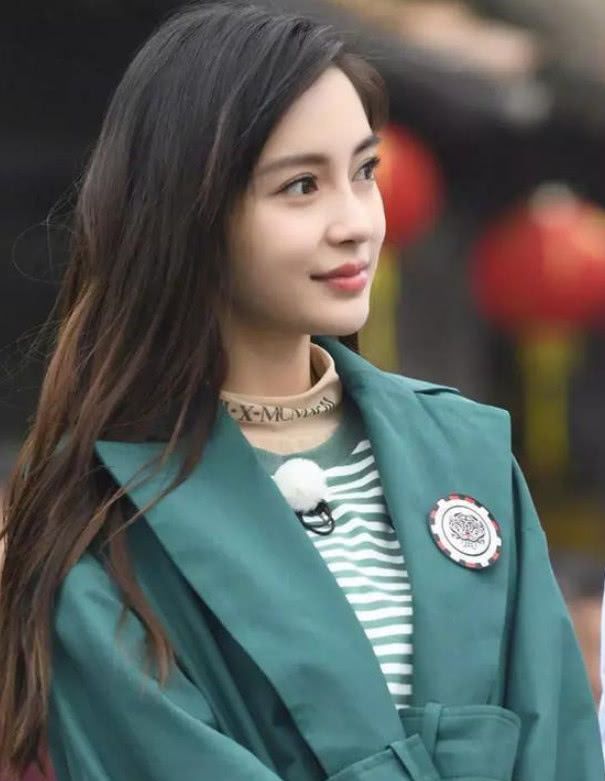杨颖录制跑男原图流出,与女嘉宾对比丝毫不输