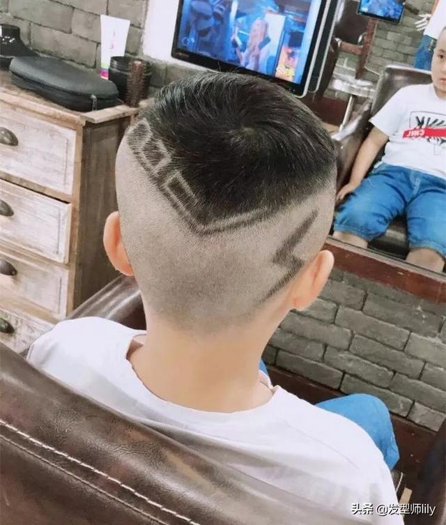 2019“最帅气”小男孩发型合集，选一款，快快乐乐过新年！