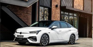 黑马杀出 综合续航510km，这才是国人需要的纯电轿车