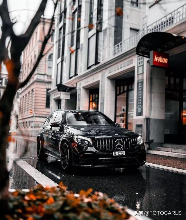 实拍 | 全新奔驰-AMG GLC 63S ,这款SUV真不是一般的猛!