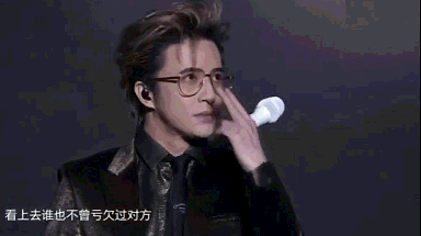 薛之谦演出停唱!原由前女友李雨桐?网友:真没素质!