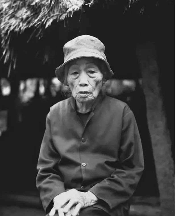 逃过了屠杀却逃不过魔爪，19岁为日本兵生下孩子的林石姑黯然离世