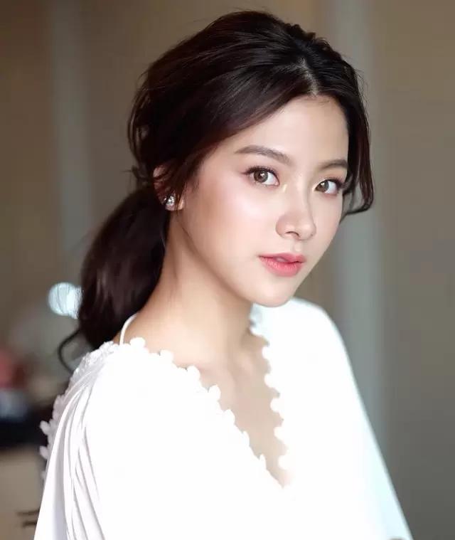 泰国女星Baifern与男友Top分手,4年感情说散就散