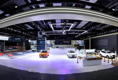 车灯和安全有什么联系？WEY品牌的智能像素大灯给你答案！