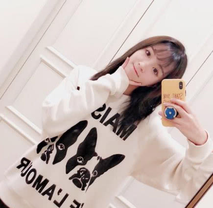 曾经的抖音3大美女，温婉凉了，莉哥被封杀，而只有她一直火。