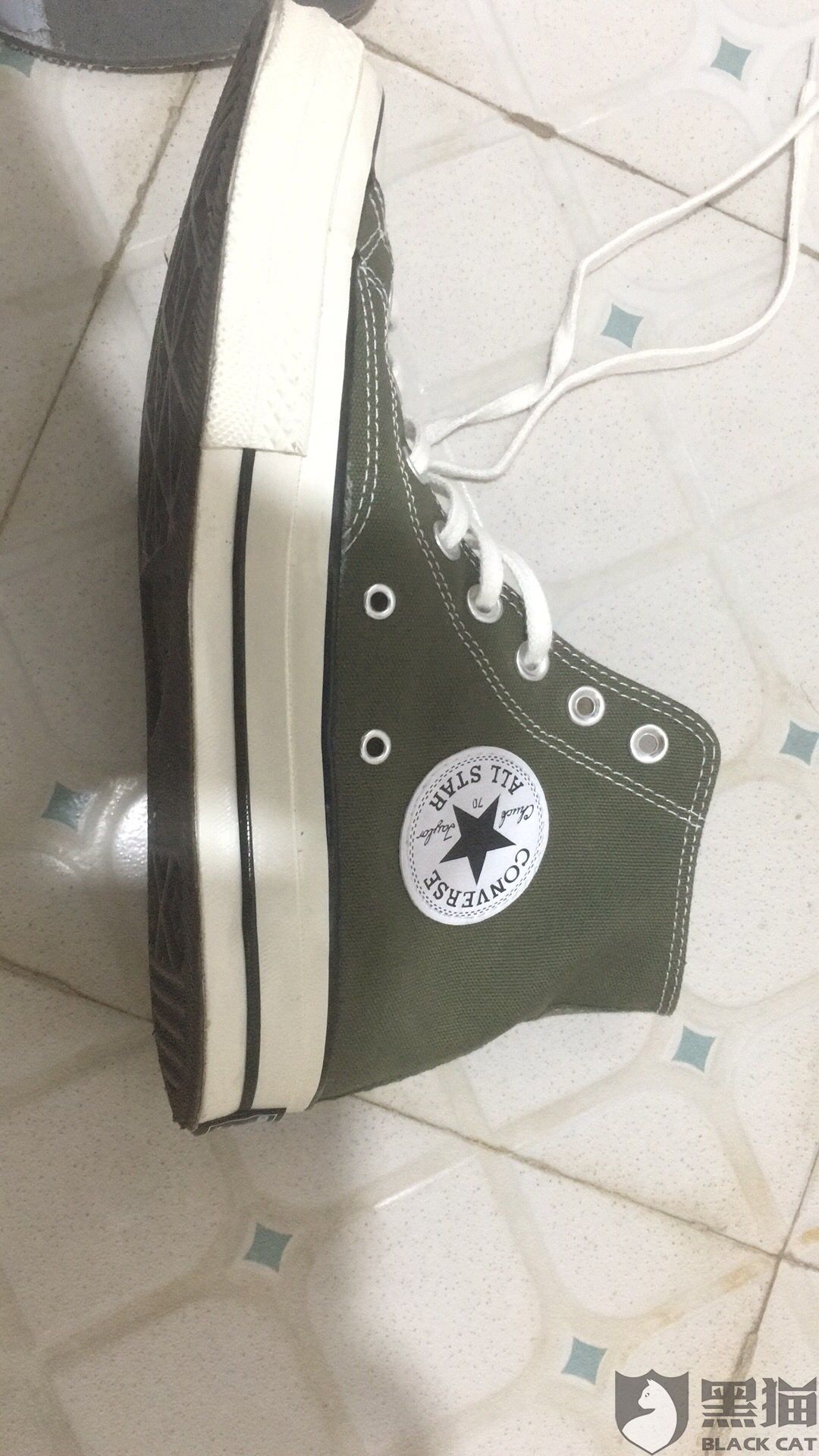 黑猫投诉:毒app鉴定师不报问题直接发货,现在