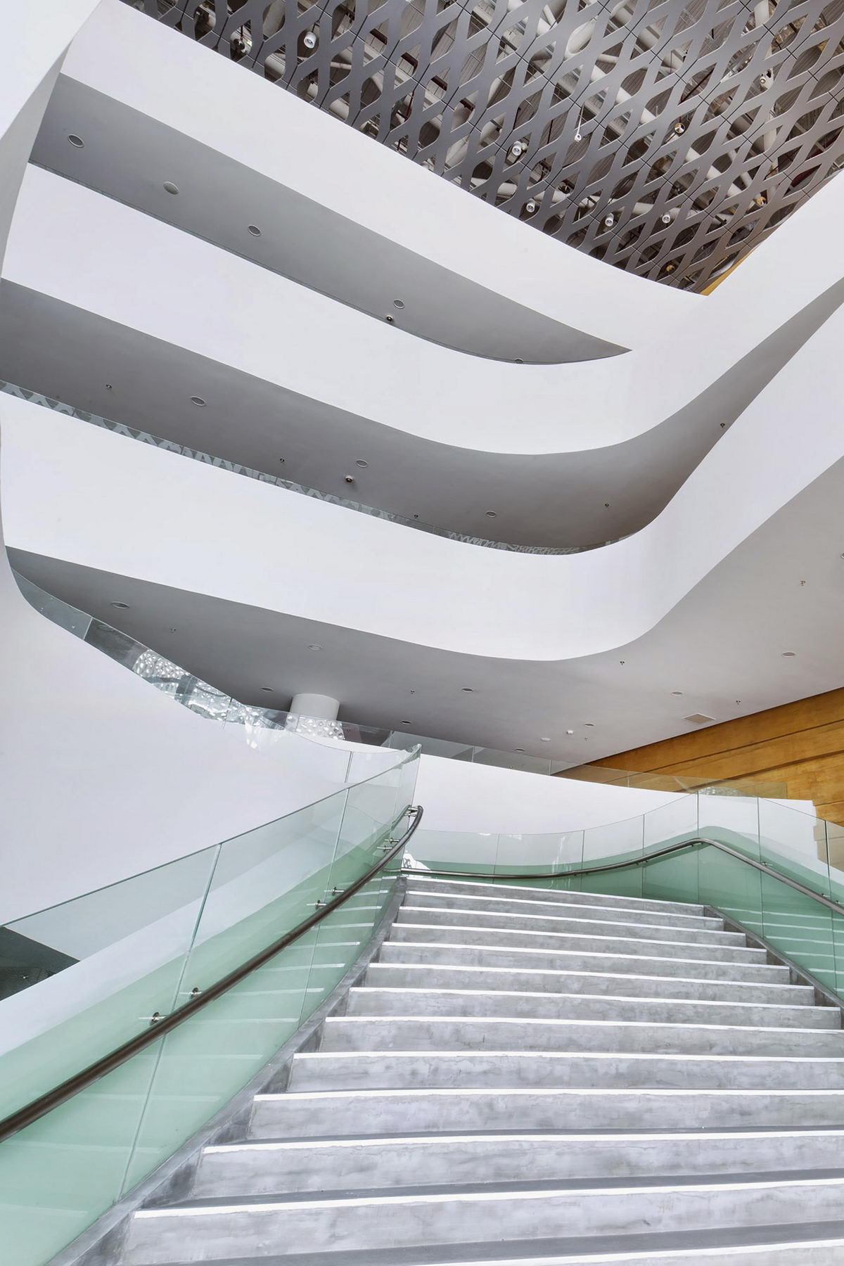 赛宾:深圳南山文体中心新表演艺术馆