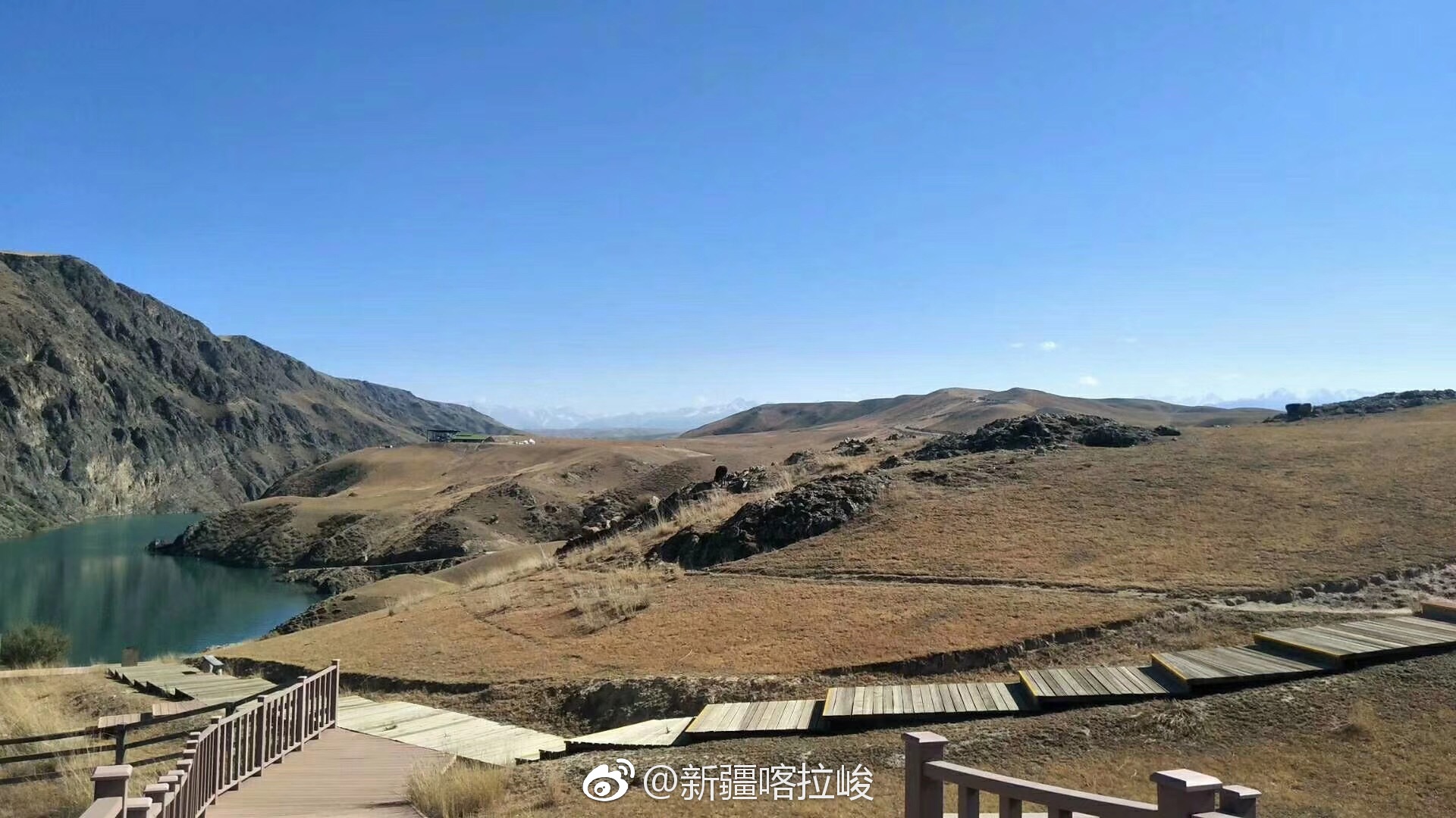 新疆喀拉峻湖 清凉、深邃、晶莹