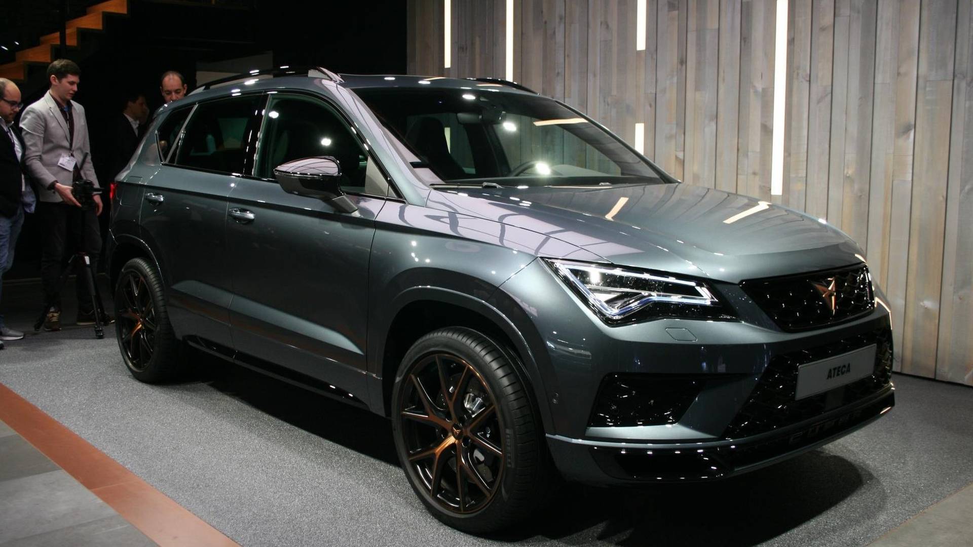 探歌R还没量产它就敢卖36万,5.2秒破百,超过高尔夫GTI