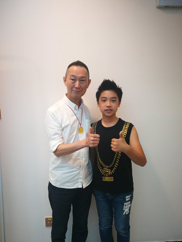 童星歌手付梓丞最新原创单曲《爱的城墙》惊喜来袭