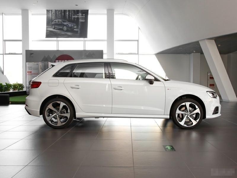 德系最良心豪车，仅14W，却配“小钢炮”引擎，不给宝马留活路