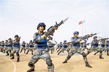 电影《中国蓝盔》展现了中国维和部队战斗的英