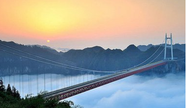 世界排名前五高桥全在中国,第一高达200层大楼!