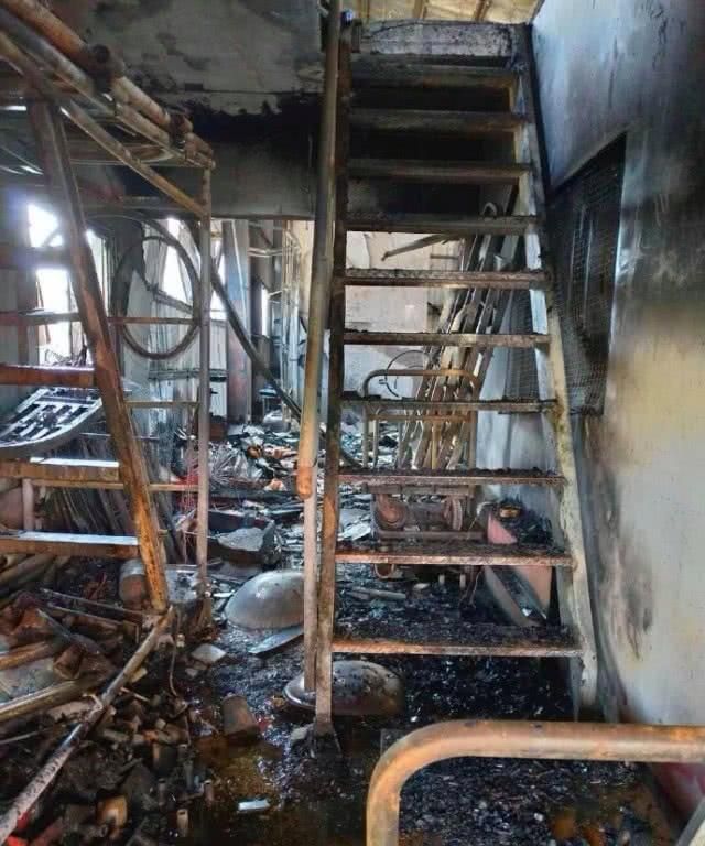 陈志朋家遭人纵火,房子化为灰烬父母积蓄没了