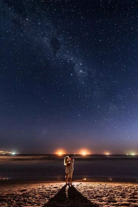 烦闷时,总有一个人漫无目的去旅行的强烈冲动,这是怎么回事呢?