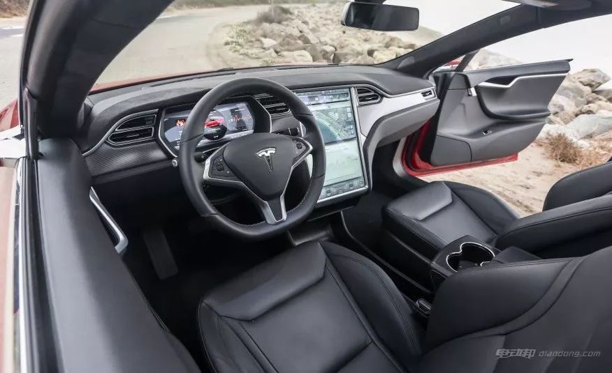兼顾性能与续航,试驾特斯拉Model S 100D