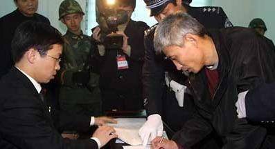 东北黑帮老大,比乔四还猛,打残副市长儿子,当众扇刘德华巴掌!