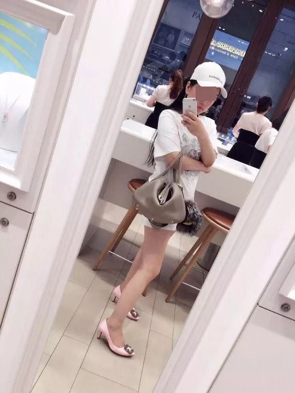 TVB男演员睡了内地女粉丝，还让粉丝怀孕了，他是在自毁前程？