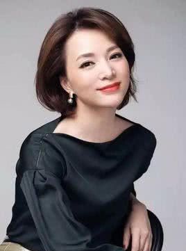 同是央视的著名女主持人,李思思和董卿有哪些