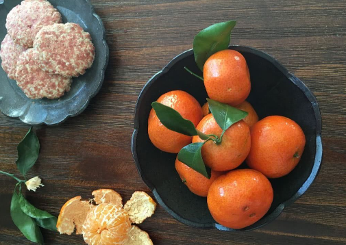 经常用电脑手机的人，这种水果你可能需要了解一下，抑制黑色素！