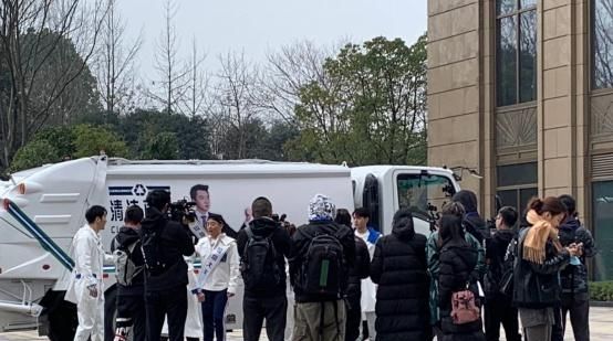 《奔跑吧》第二期开录!白宇现身!王彦霖看热闹