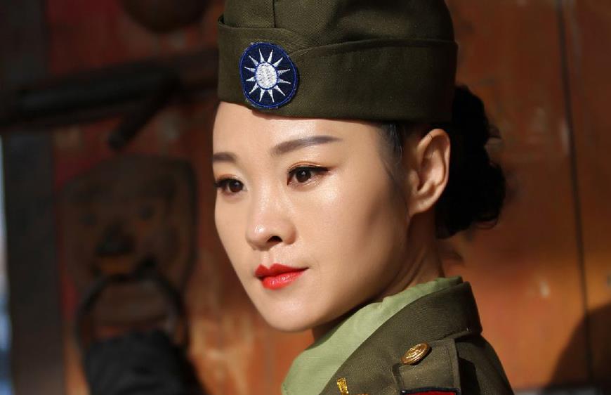 军统婚纱照_军统风格婚纱照图片