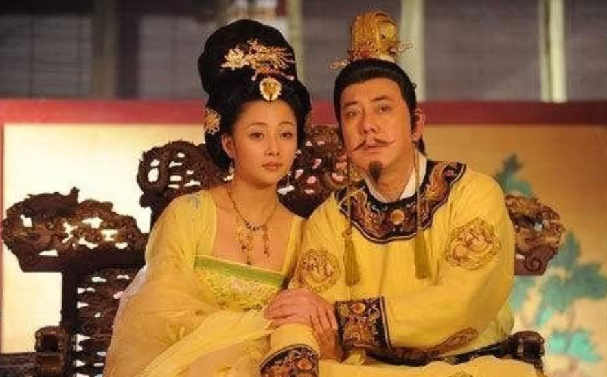 大将陈玄礼跟随唐玄宗45年，为何要在马嵬坡对唐玄宗落井下石？