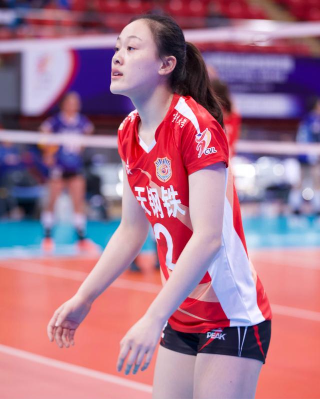 江苏女排输球却收获了吴晗 进攻一传都不赖 补强拦网