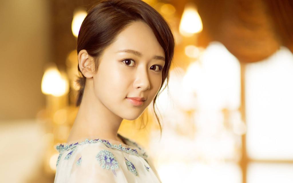 张子枫接受采访被指说的不真实,杨紫说她压力