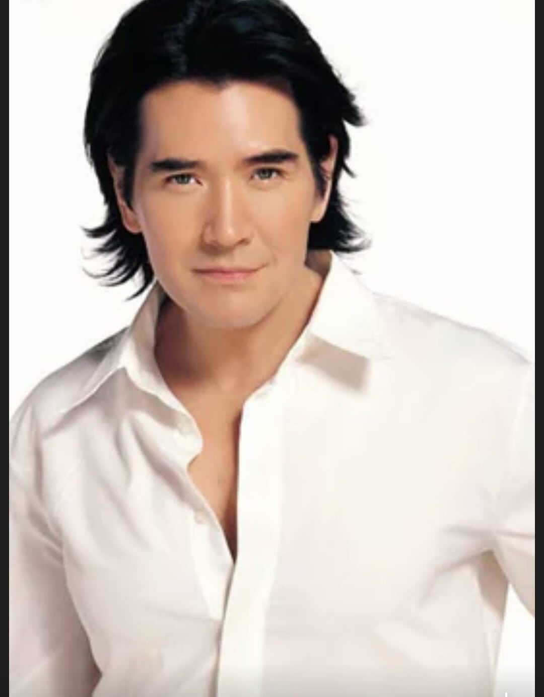 一代男神费翔,如今 孤单一人过新年,晒美食让人