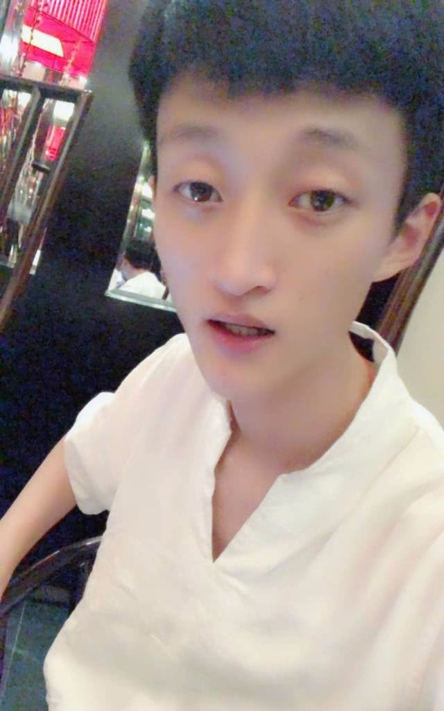 二驴直播爆料:为何前五名都上协议粉的真实原