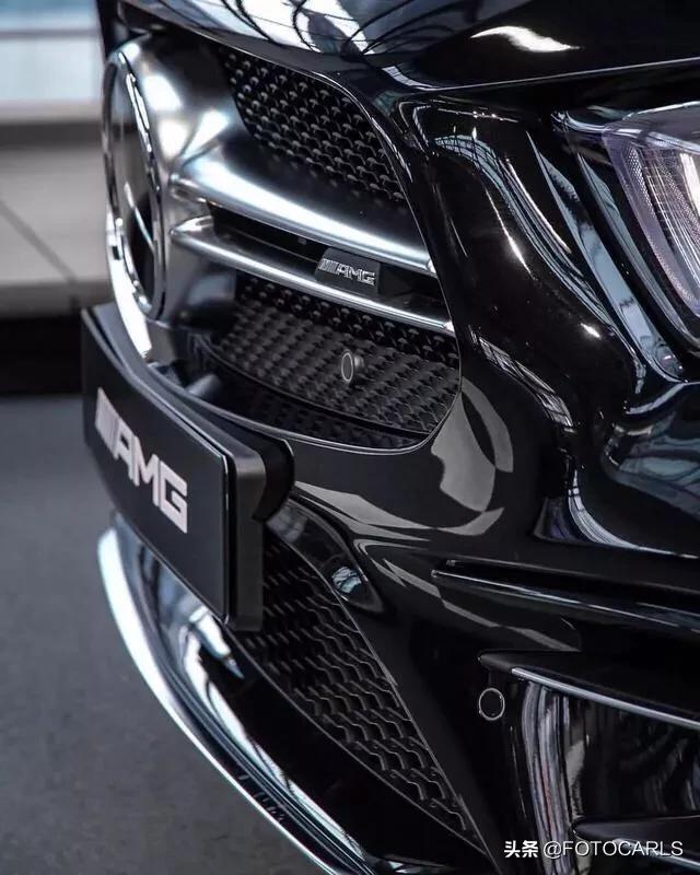实拍|全新奔驰AMG CLS53,全黑太炸眼,这个内饰无敌了