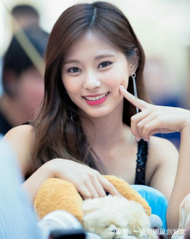 艺人和观众混坐!韩国《偶像运动会》引差评!周子瑜射箭登热搜!|偶像