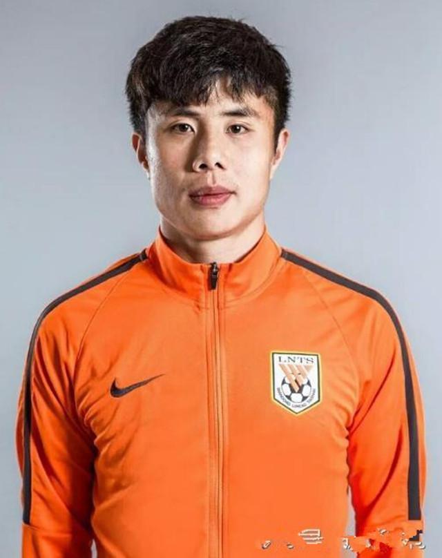 国足球员都给自己买的什么车?武球王的车其他