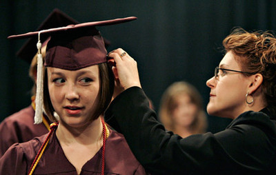 美国J1签证审核变成issued了能加急领取吗?