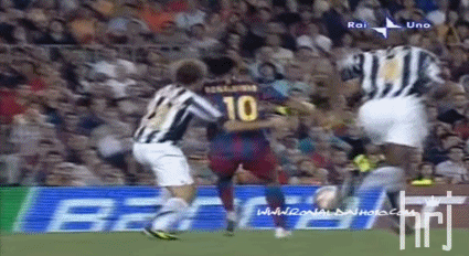 假如他50岁来中超照样虐全场 退役时过掉的人能绕地球