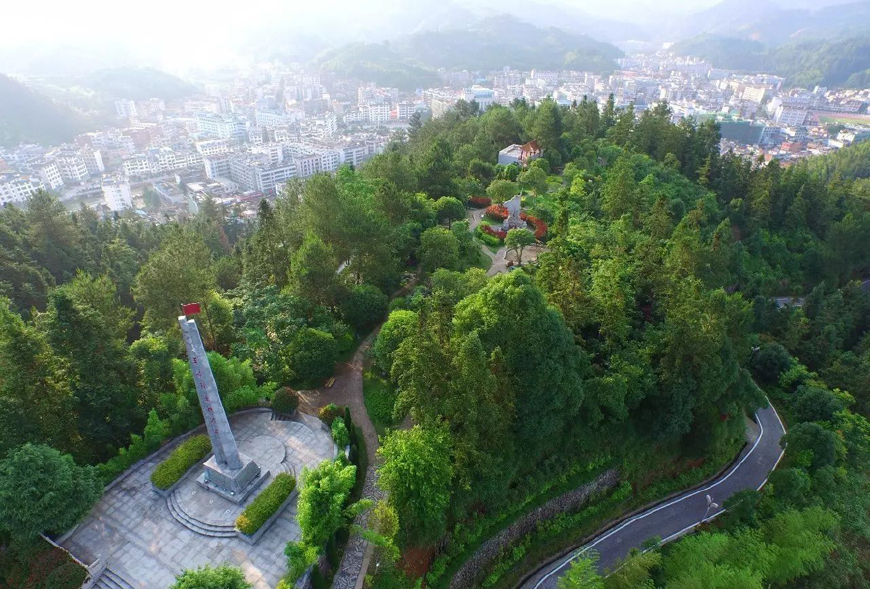 郴州人口最少的县,是湖南海拔最高的县城,拥有