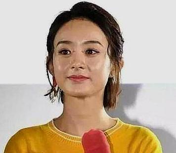 怀孕后的赵丽颖第一次亮相现身,在没有滤镜的状况下的