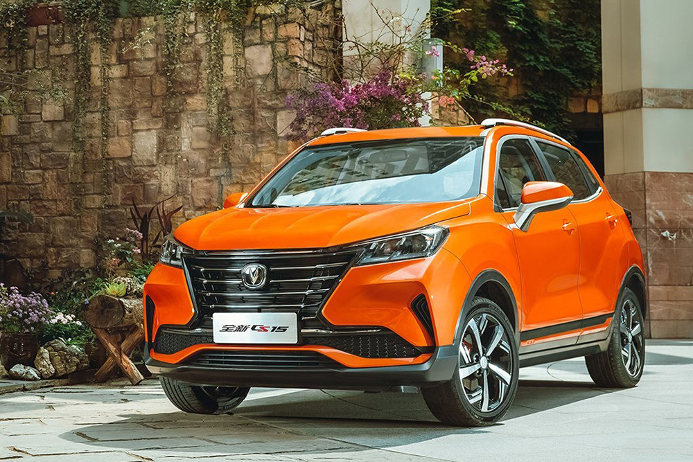 溜背轿跑SUV+8AT,“哥本哈根蓝”专属配色,3月上市哪些SUV?