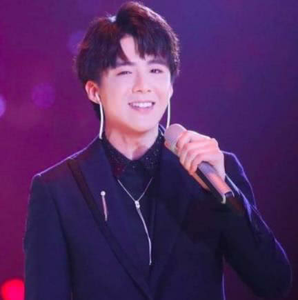 刘宇宁自曝妈妈从不提起自己,宁哥委屈了?网友:这才是好母亲! 刘宇宁自曝妈妈从不提起自己,宁哥委屈了?网友:这才是好母亲!