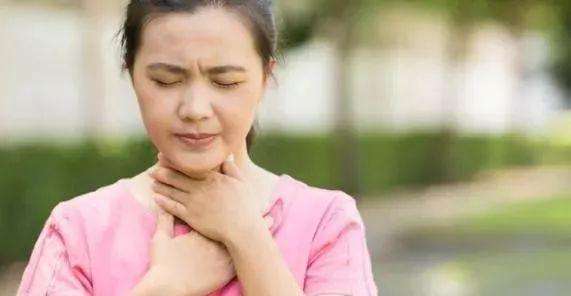 喉咙有痰总是咳嗽?简单实用,去痰好方法!