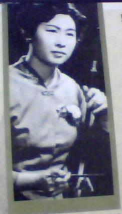 被美国交响乐团夸,中国二胡皇后把世界级指挥