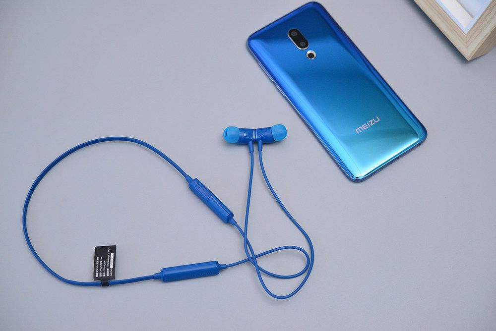 轻巧无感佩戴 魅族EP52 Lite蓝牙耳机开箱图赏