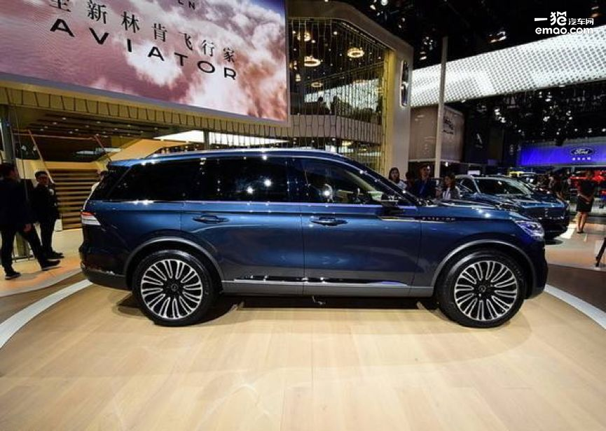 X5、Q7新对手/3.0T发动机加持 林肯飞行家上海车展首发