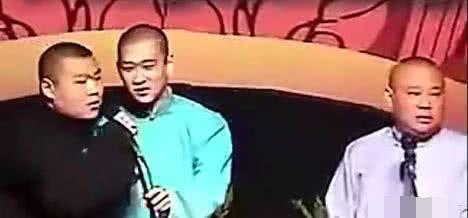 岳云鹏曾被曹云金掐住脖子推搡下台,是演出效果?还是两人不和?