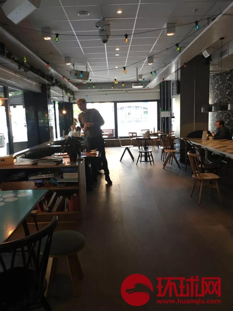 被瑞典警察暴力对待当事人回述事件全过程 回