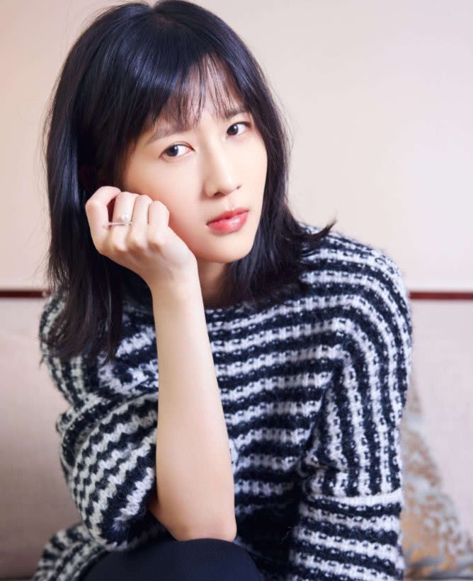 微博网红排行榜_4位女网红微博粉丝排行:韩安冉稳居第一,次惑小仙女令人意外!