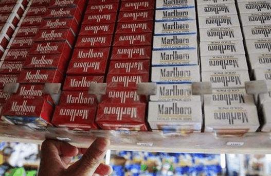 中国游客去印度买了10盒烟,当地人竖起大拇指